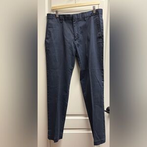 Banana Republic Men’s Size 34x32 Blue Rapid Movement Aiden Fit Chino